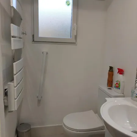 2 A 4 Personnes La Capitelle A *